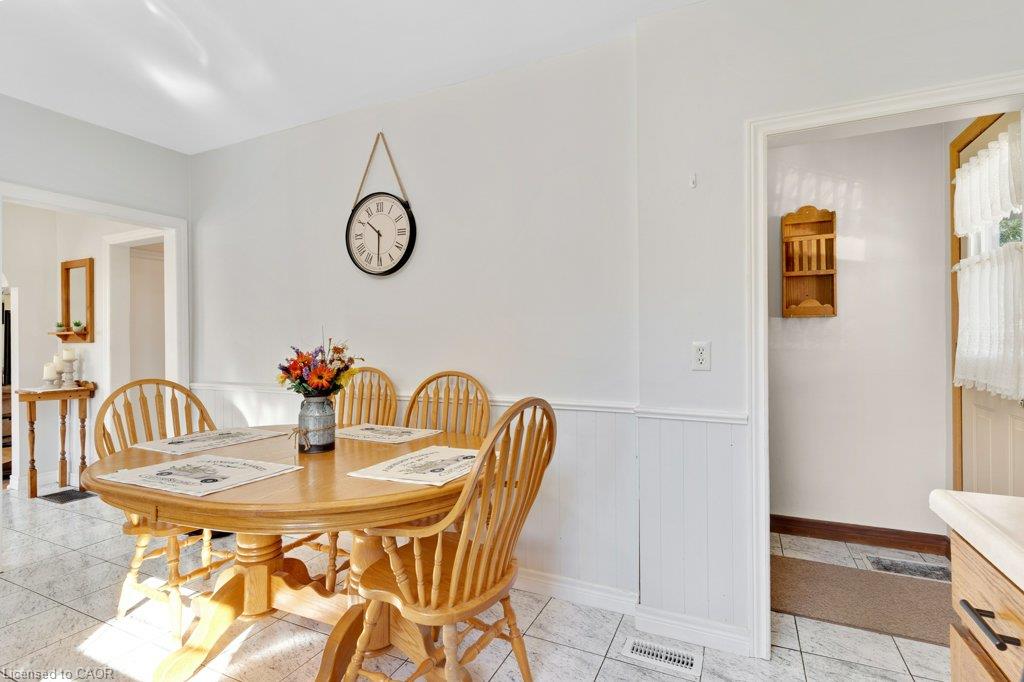 52 Third Avenue Property Photo 21