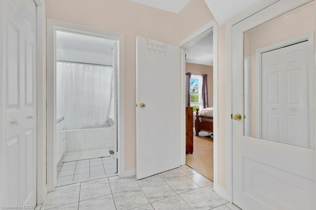 52 Third Avenue Property Photo 22