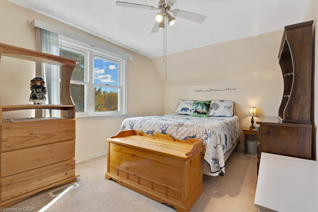 52 Third Avenue Property Photo 32