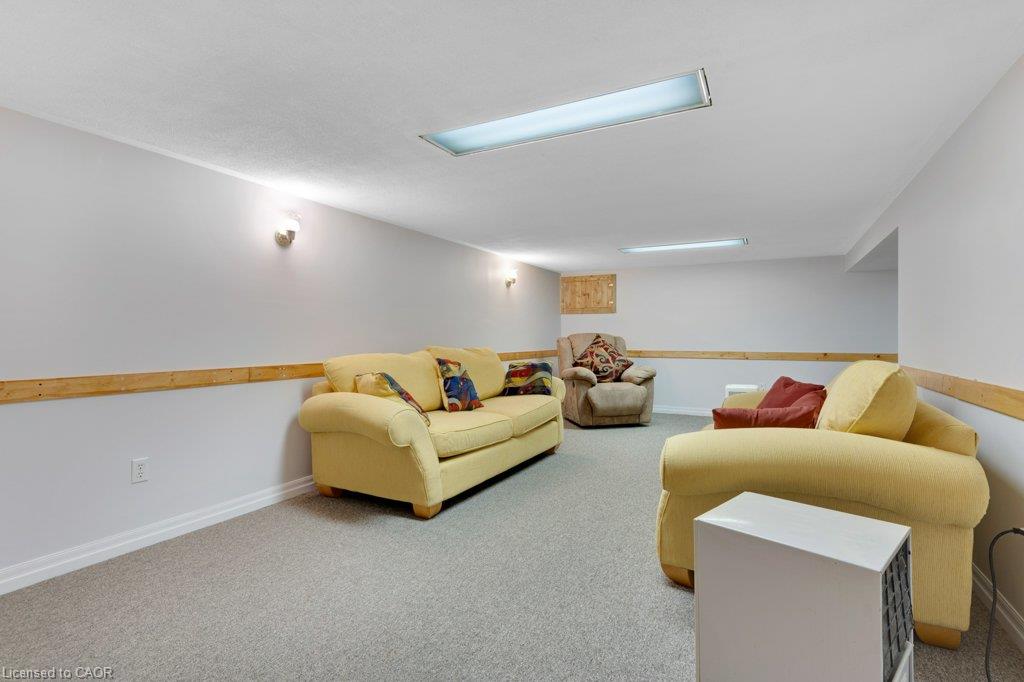 52 Third Avenue Property Photo 37