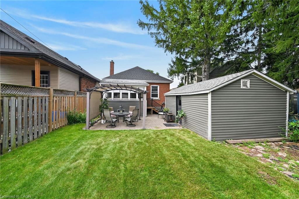 43 Cameron Avenue S Property Photo 44