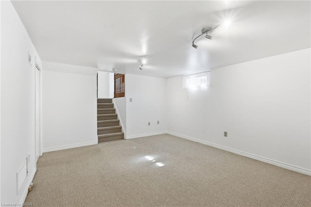 2 Marston Street Property Photo 34