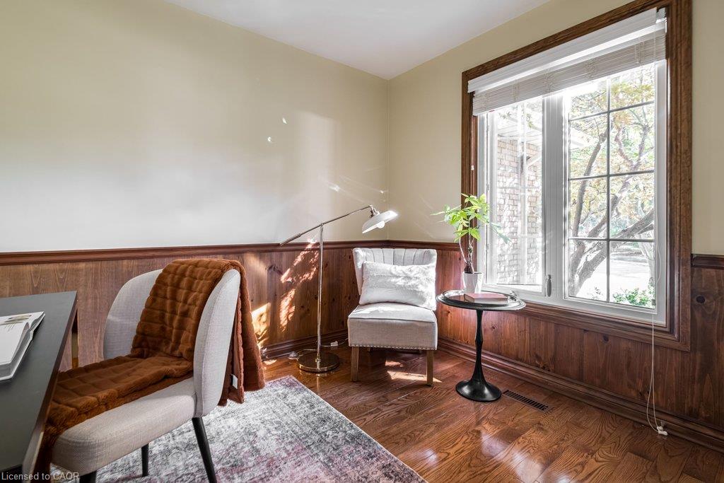 6 Cottonwood Court Property Photo 6