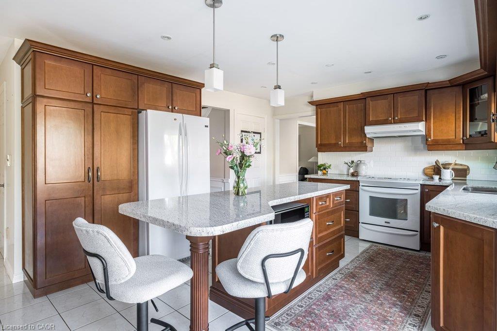 6 Cottonwood Court Property Photo 10