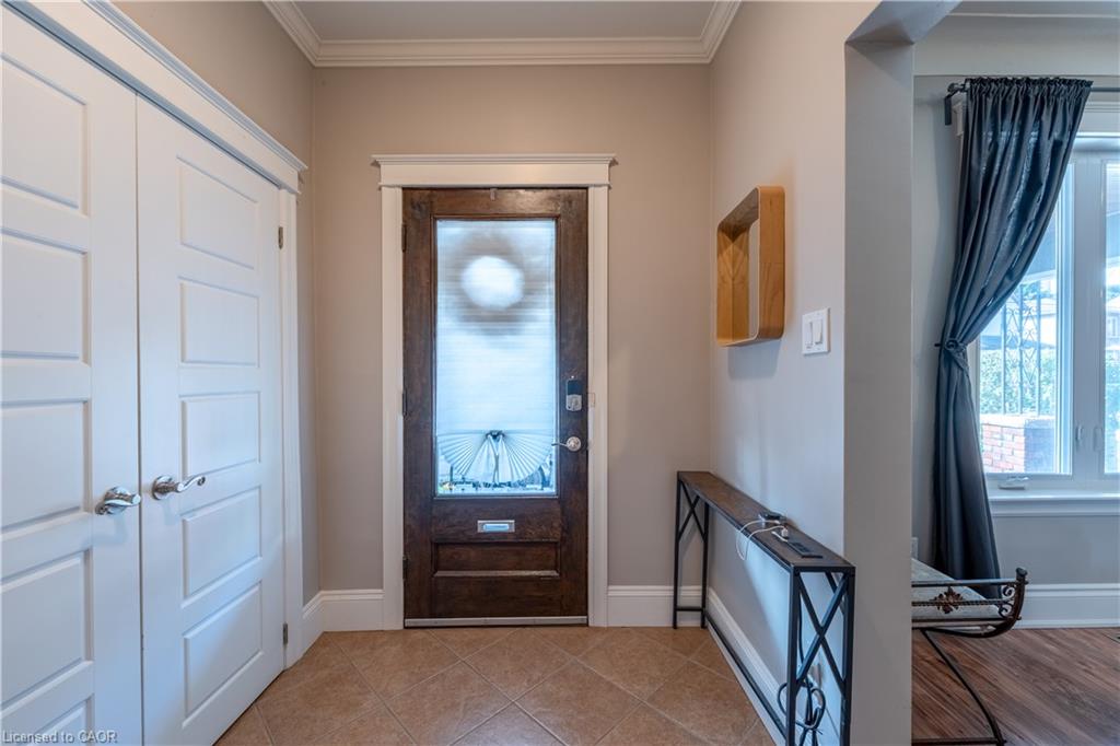 691 Wilson Street Property Photo 3