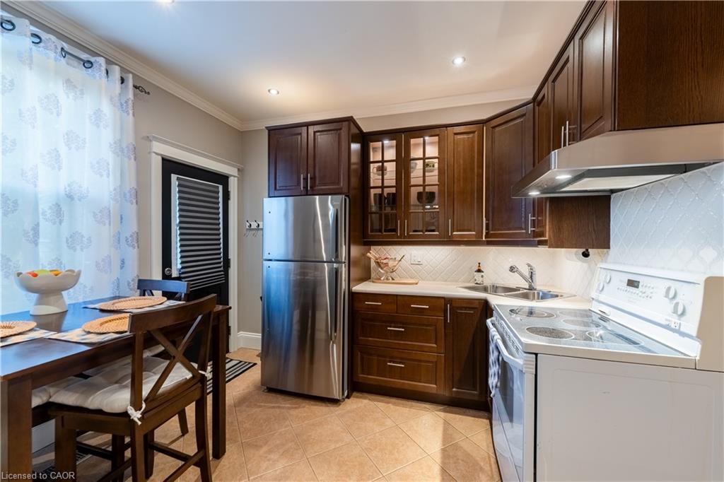 691 Wilson Street Property Photo 13