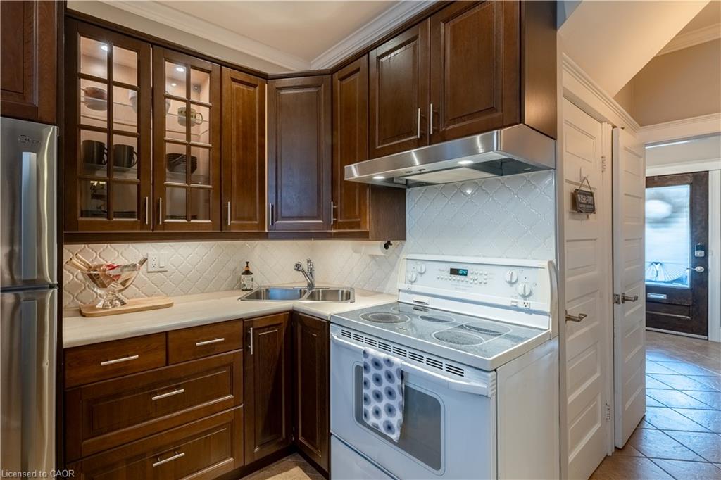 691 Wilson Street Property Photo 16