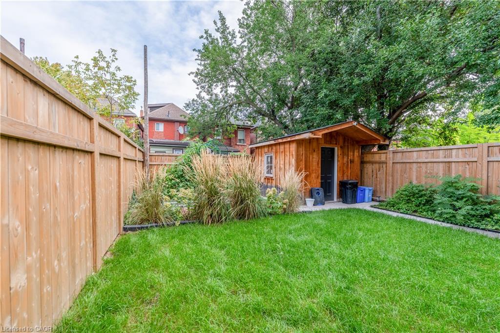 691 Wilson Street Property Photo 31