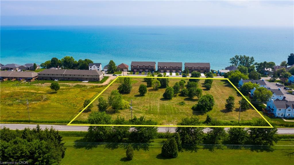 38 New Lakeshore Road Property Photo 2