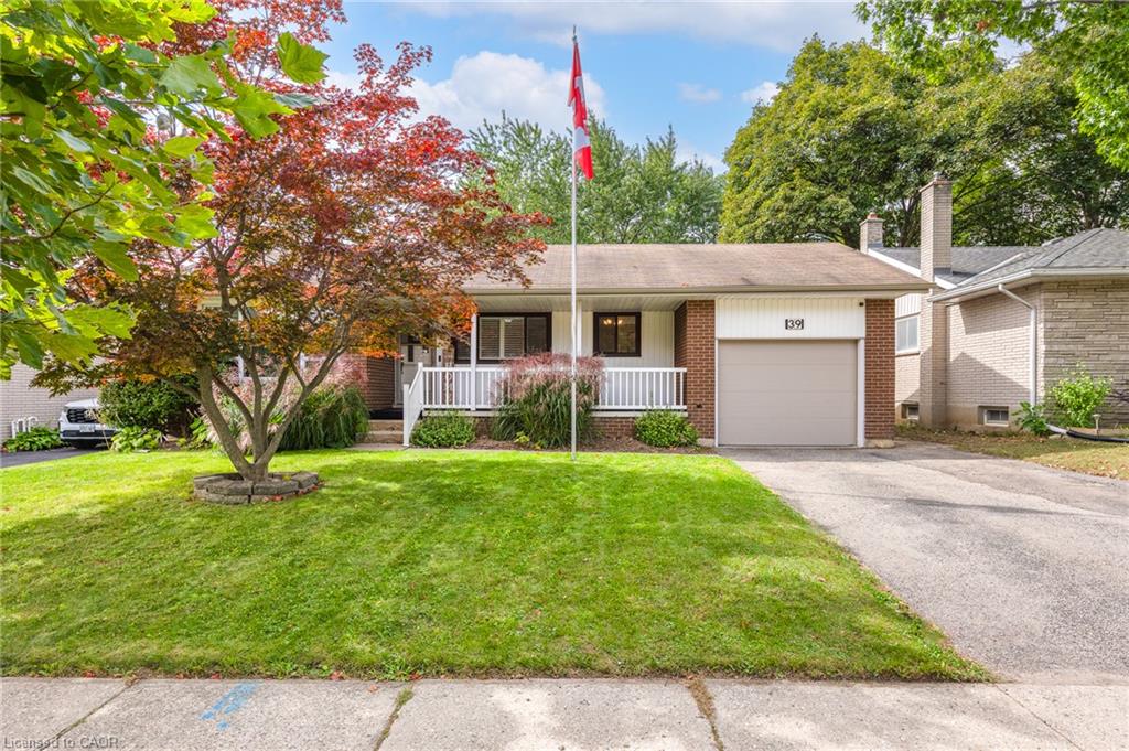 39 Wren Crescent Property Photo 2