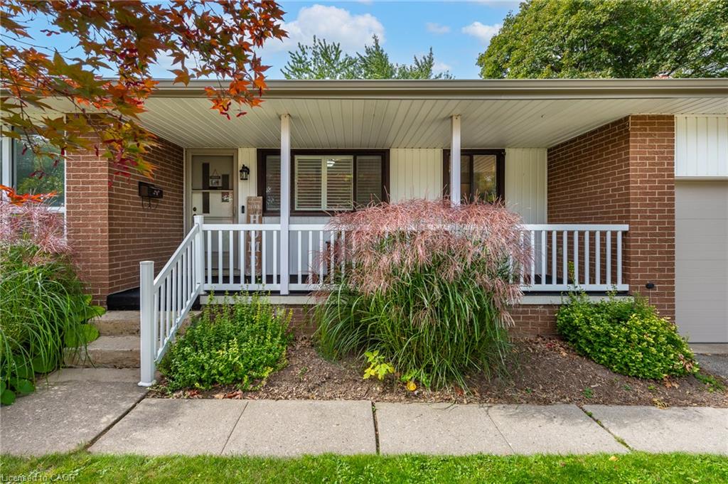 39 Wren Crescent Property Photo 5