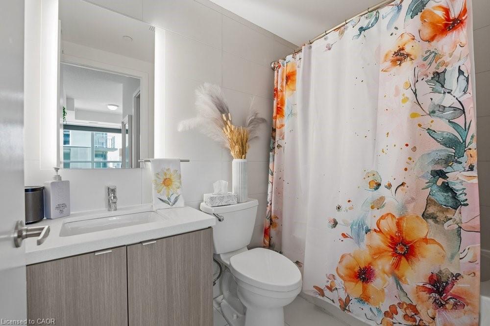 D211-5220 Dundas Street Property Photo 23