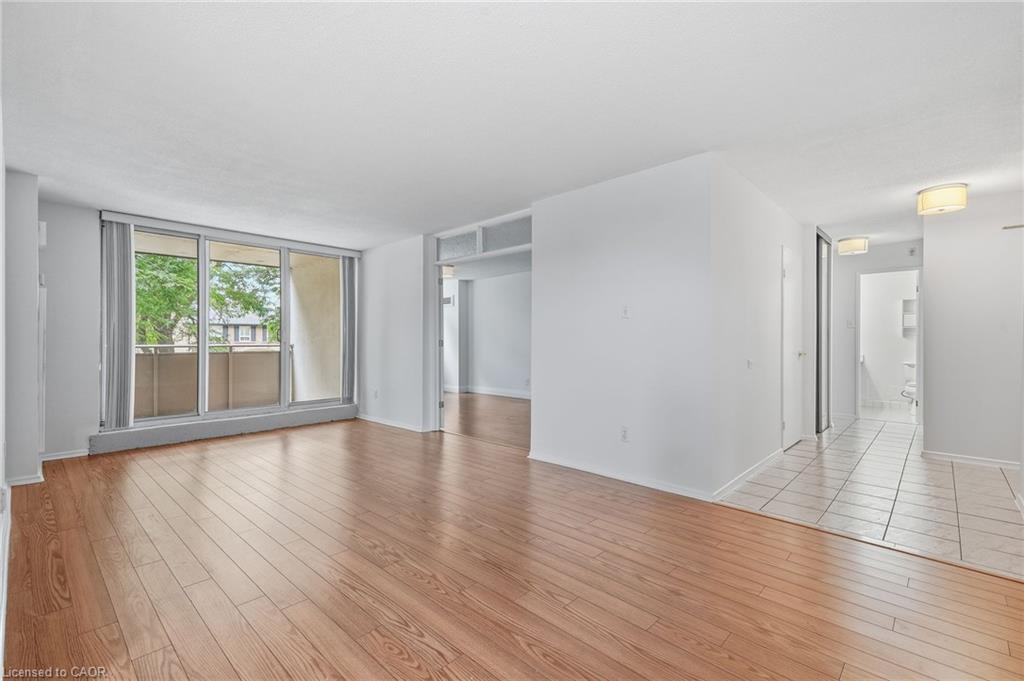 203-1415 Ghent Avenue Property Photo 3