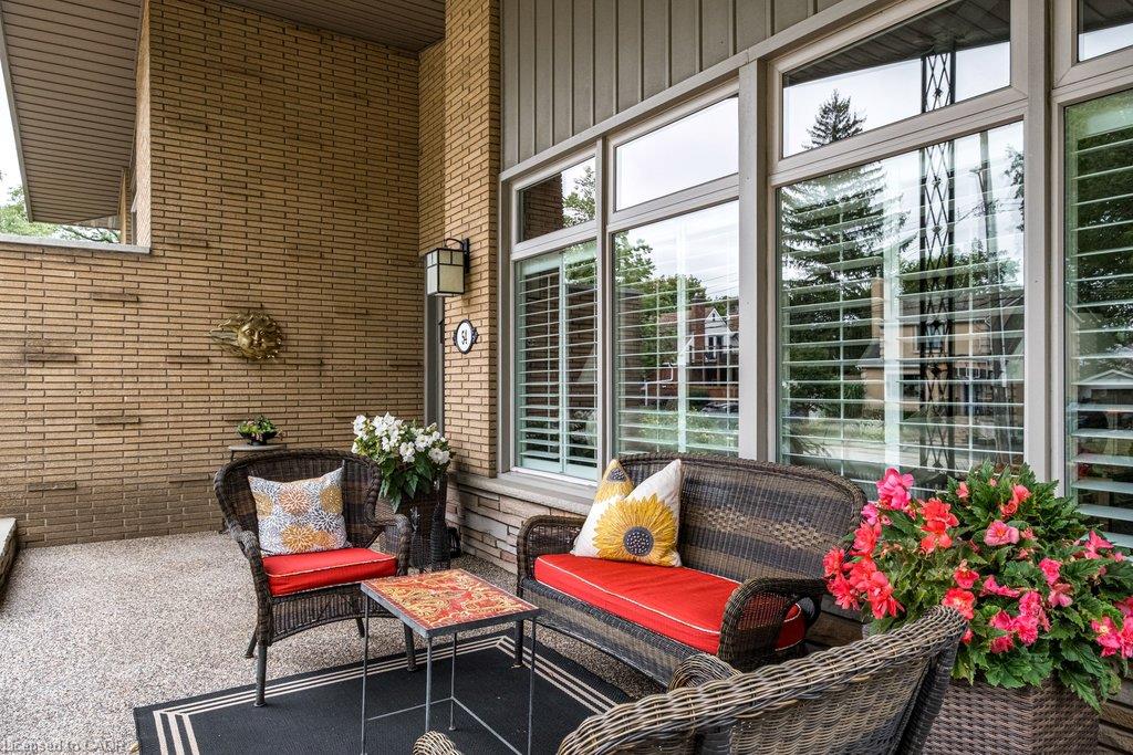 54 Inverness Avenue W Property Photo 2