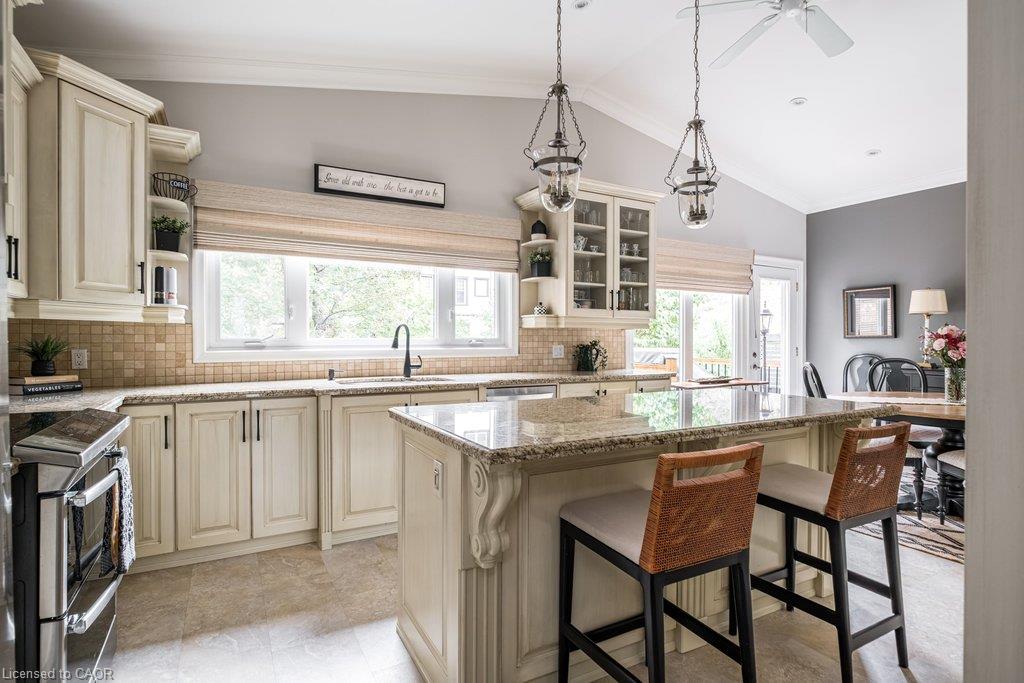54 Inverness Avenue W Property Photo 17