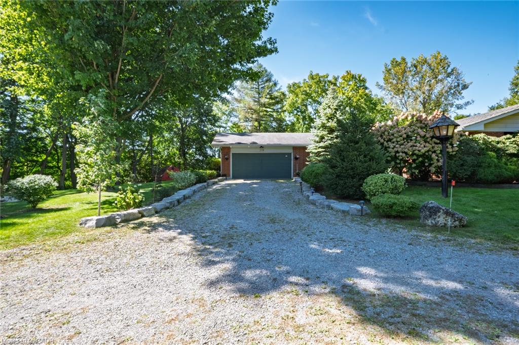 208 Decou Road Property Photo 4