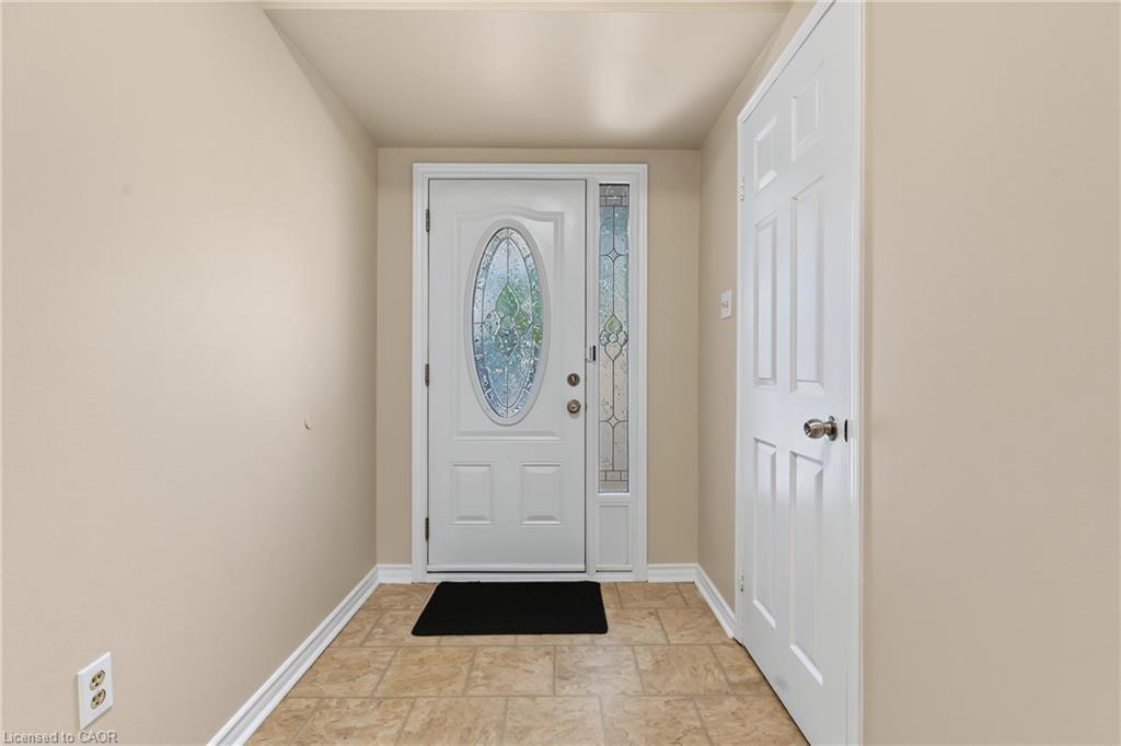 14-391 Stone Church Road E Property Photo 3