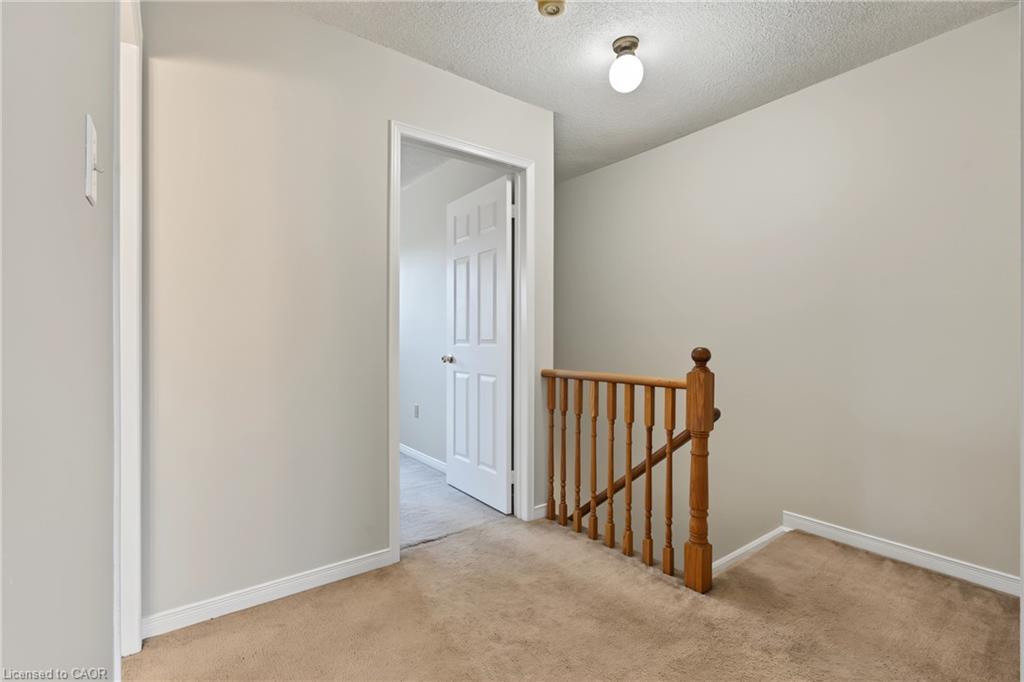 14-391 Stone Church Road E Property Photo 14