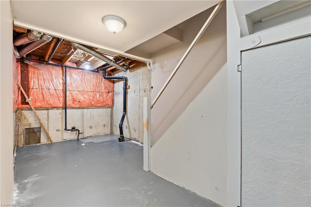 14-391 Stone Church Road E Property Photo 24