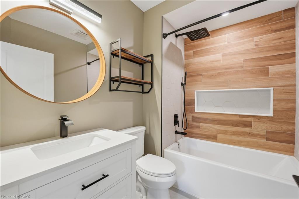 2-58 Rosslyn Avenue N Property Photo 22