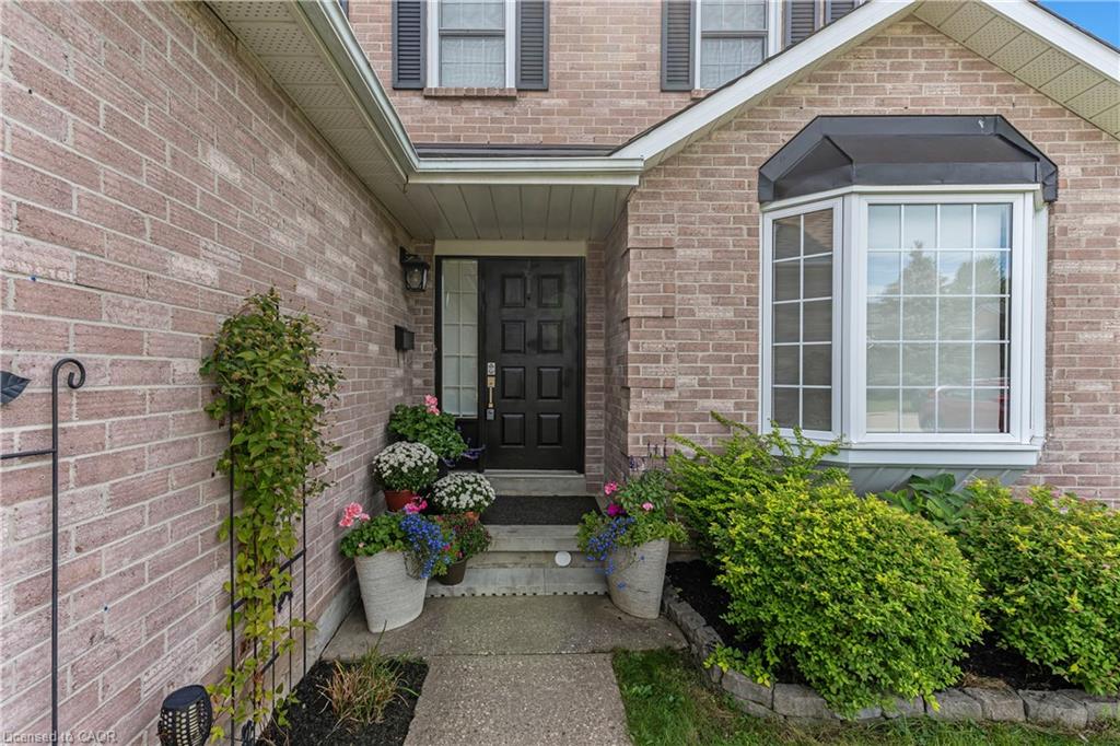 51 Bayne Crescent Property Photo 2