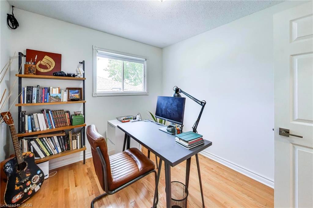 35 Shirlea Boulevard Property Photo 15