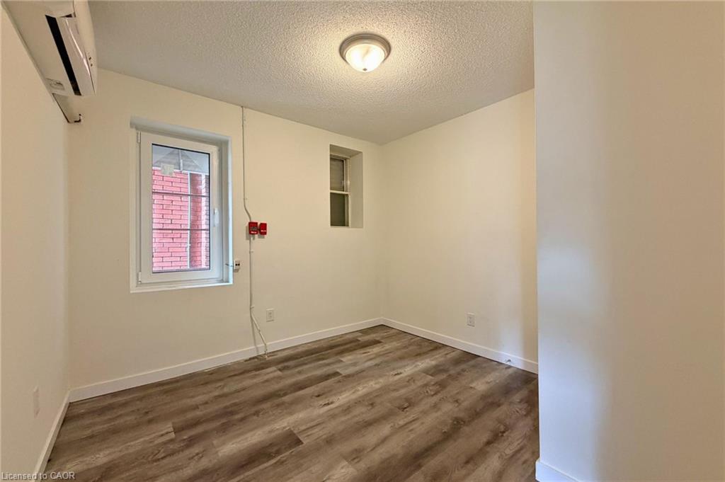 9-120 Charles Street Property Photo 7