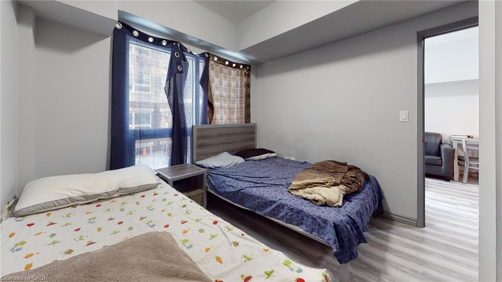 B215-275 Larch Street Property Photo 16