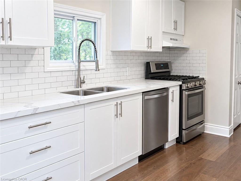 163 Eastbourne Avenue Property Photo 14