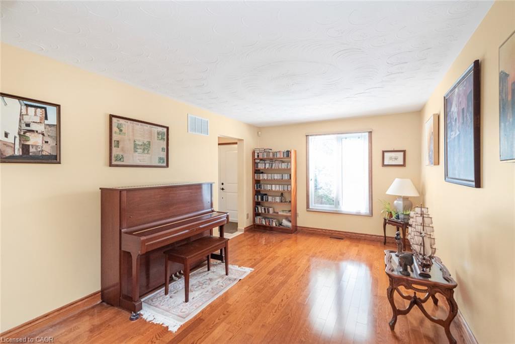 311 Hemlock Avenue Property Photo 5