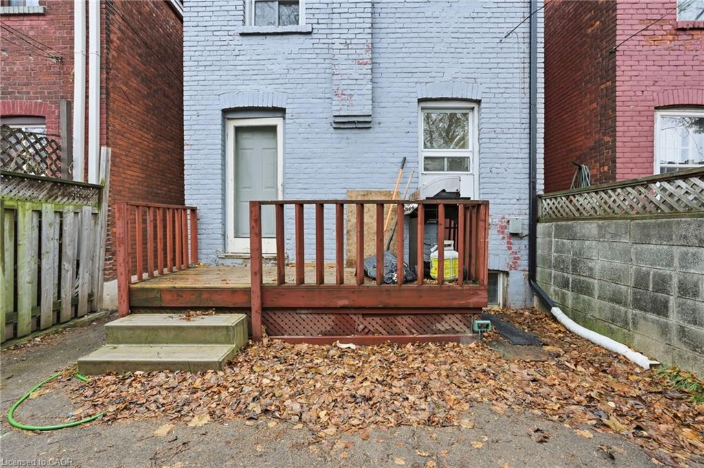 39 Burlington Street E Property Photo 26