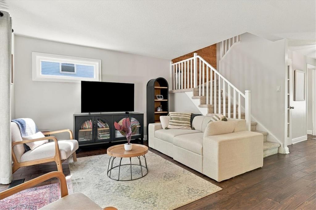 258 Newport Place Property Photo 16