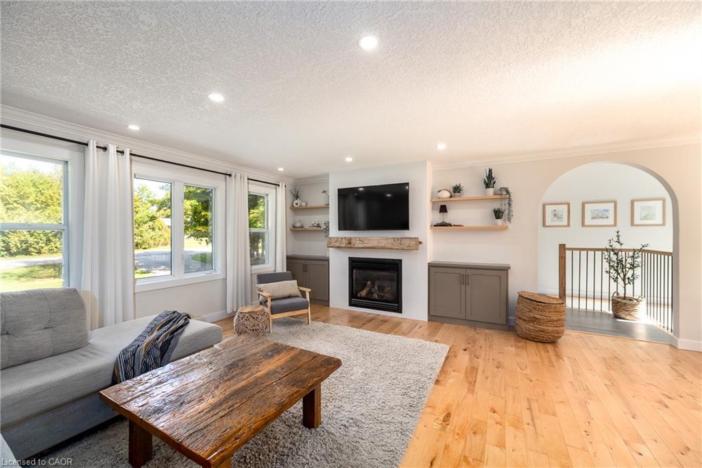 9 Crescent Street Property Photo 13