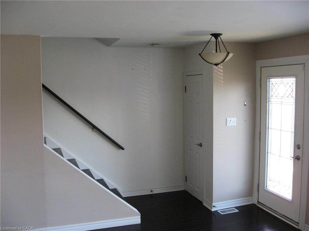 124 Avalon Place Property Photo 2