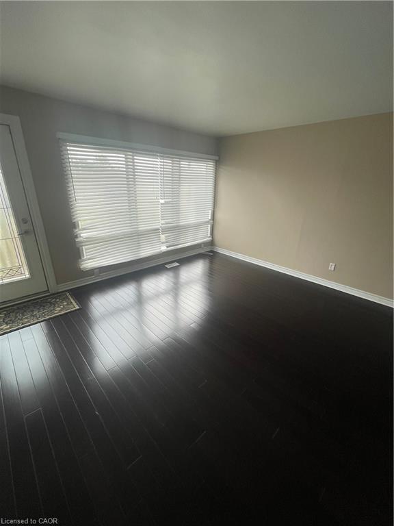124 Avalon Place Property Photo 9
