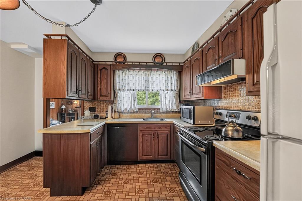 5049 Portage Road Property Photo 14