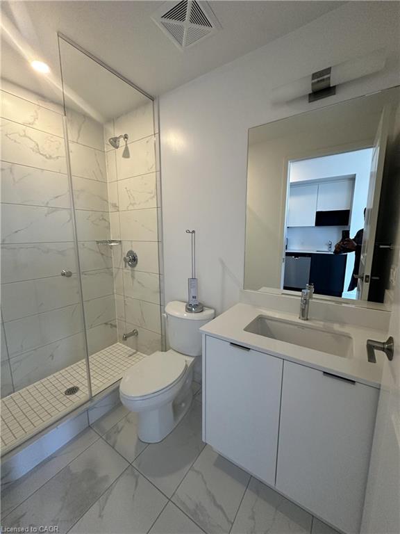 1504-204 Burnhamthorpe Road E Property Photo 23