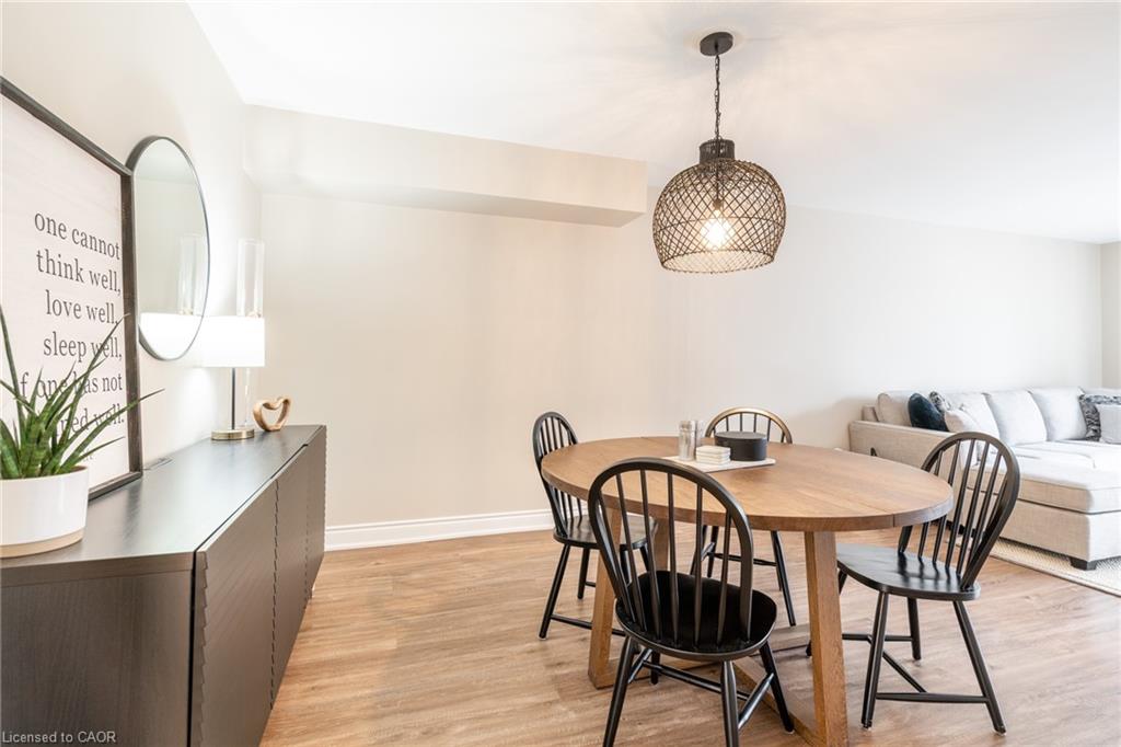 118-895 Maple Avenue Property Photo 8