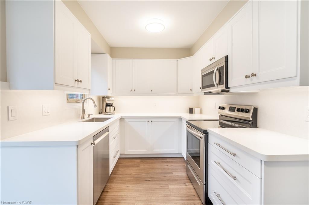118-895 Maple Avenue Property Photo 16