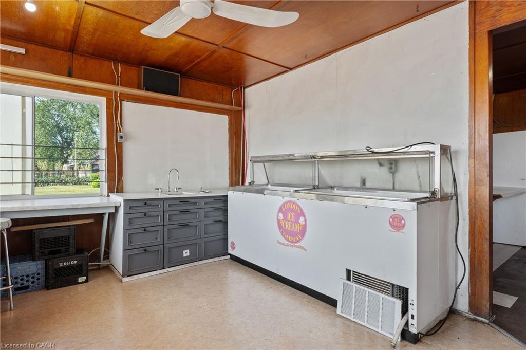 103 Cedar Drive Property Photo 8