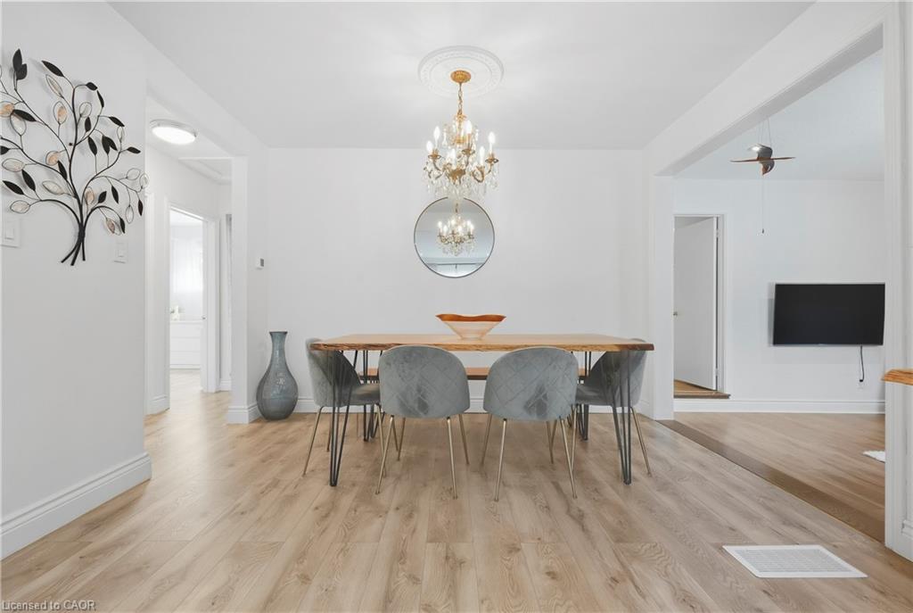 215 West 33rd Street Property Photo 12