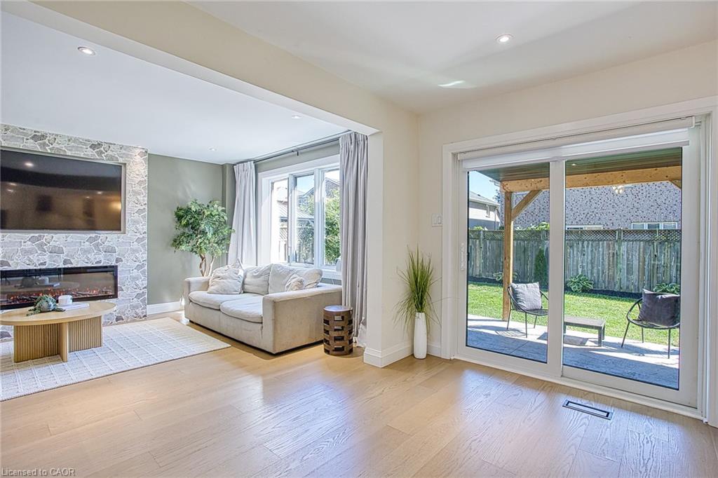 43 Spadara Drive Property Photo 15
