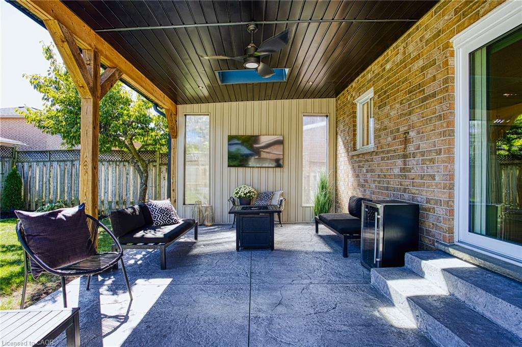 43 Spadara Drive Property Photo 38