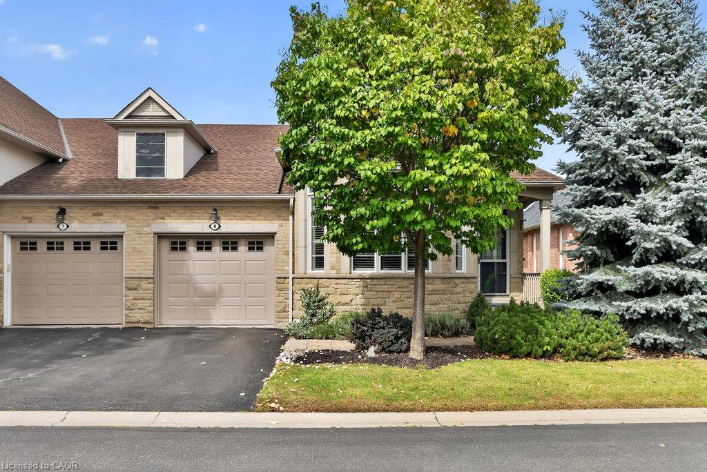 8-4400 Millcroft Park Drive Property Photo 1