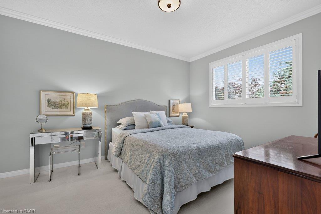 8-4400 Millcroft Park Drive Property Photo 18
