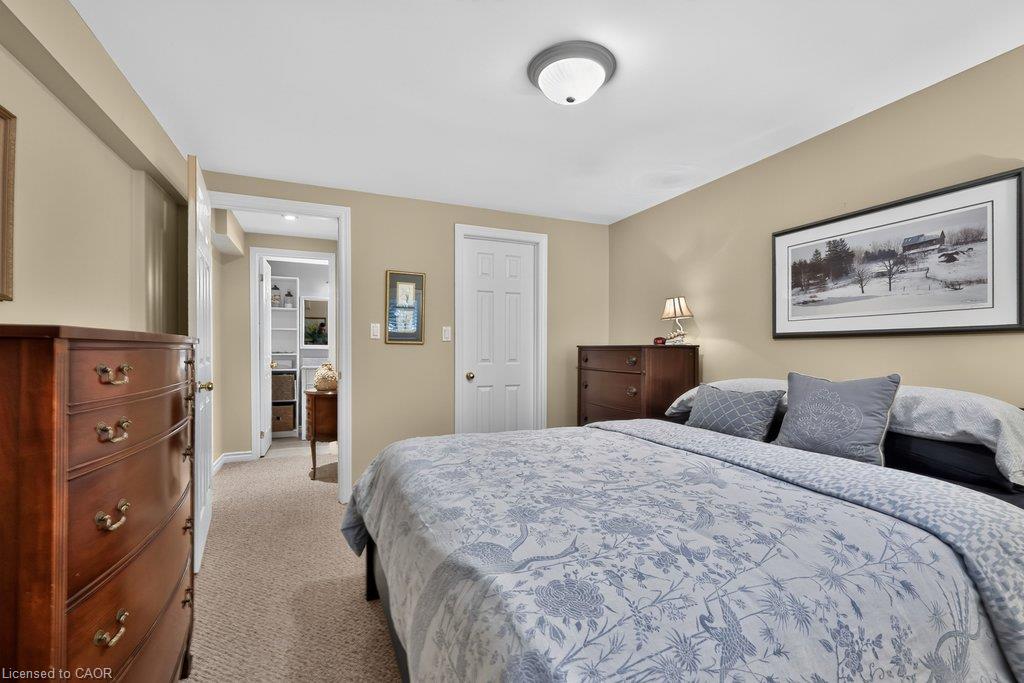 8-4400 Millcroft Park Drive Property Photo 35