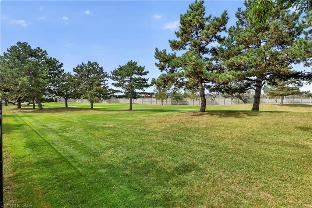 8-4400 Millcroft Park Drive Property Photo 43