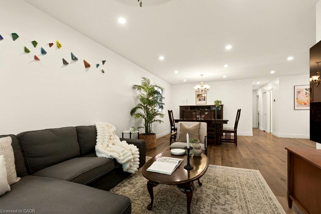 33 Albert Street Property Photo 7