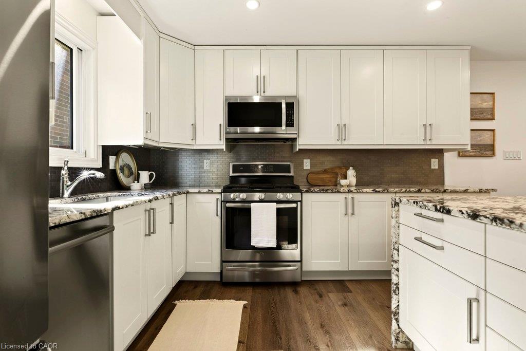 33 Albert Street Property Photo 14