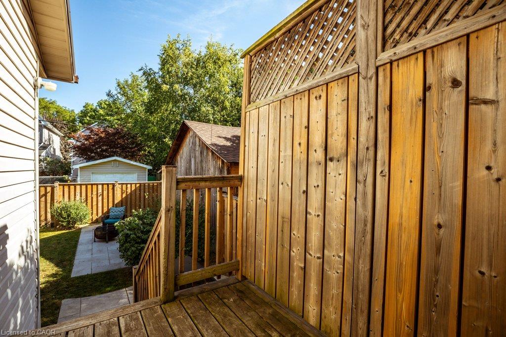 33 Albert Street Property Photo 30